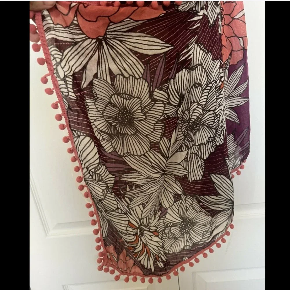 NWT HALOGEN Nordstrom Boho Rectangle Lightweight Scarf Wrap Floral Poms Eclectic